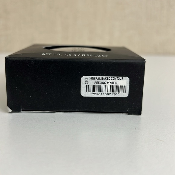IL MAKIAGE MINERAL BAKED CONTOUR SHADES FEELING MYSELF BRAND NEW!! - Picture 2 of 2